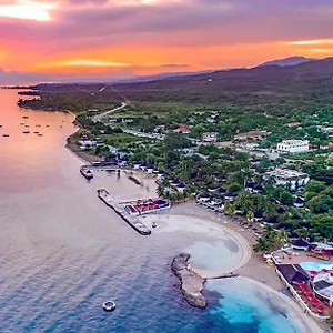 Decameron Club Caribbean Runaway Bay, Ramada Runaway Bay